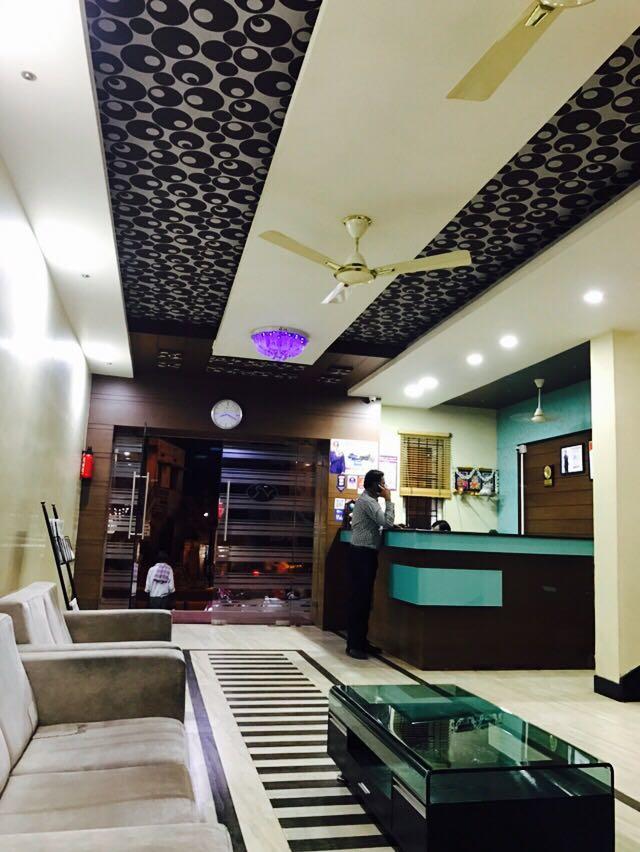 Iroomz Vaishali Residency เบลลารี ภายนอก รูปภาพ